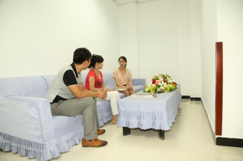 心灵驿站工作室为广大青年提供心理咨询服务