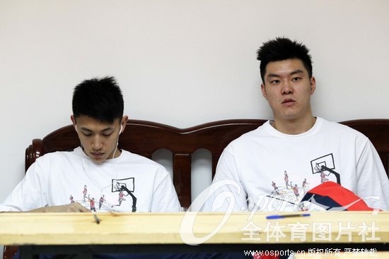 刘晓宇,董瀚麟准备参加考试