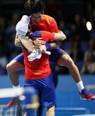 图文：ATP年终总决赛 马雷罗沃达斯科拥抱庆祝