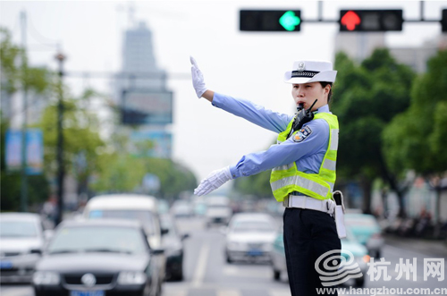 美丽警察候选人 余杭区公安分局交警大队南苑中队民警 陈艳丽(图)陈