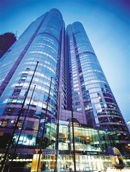 香港置地:为城市带来更多荣耀与精彩(组图)香港置地拥有香港中环12栋