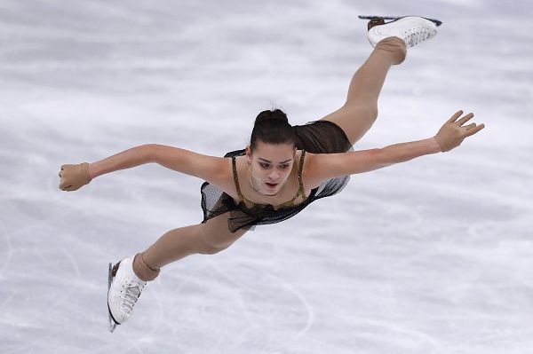 图文：花滑法国站女单自由滑 索托尼科娃跳跃