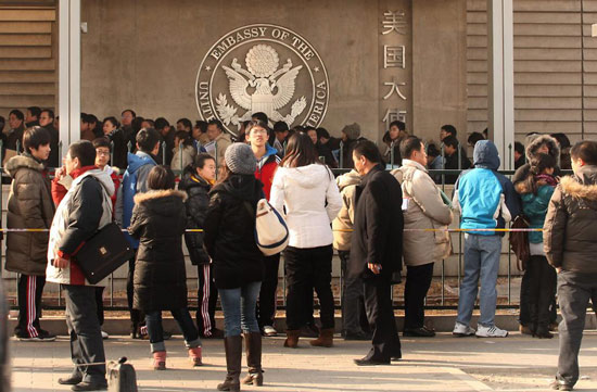 骆家辉成绩单:缩短中国人办理赴美签证的时间