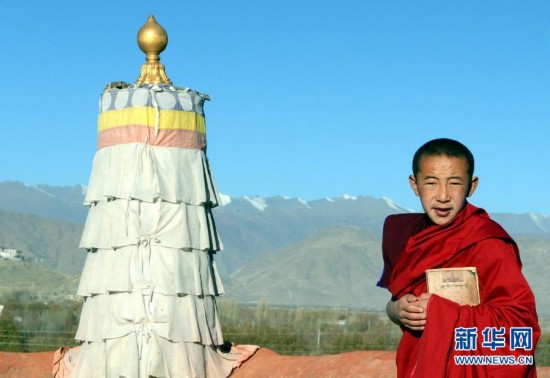 索朗嘉措:西藏山南地区贡嘎县 高山上的小学僧(组图)-绝杀小鬼子赵