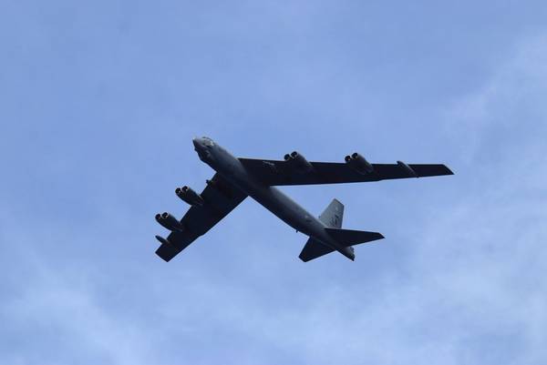 B-52սԺըȻվҪսԺը