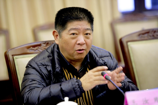 市人大代表,上海人民滑稽剧团党支部书记,团长 王汝刚