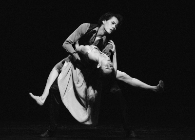 现代芭蕾舞剧《简-爱》 另类诠释勃朗特经典