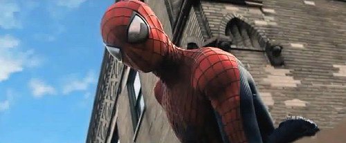 《超凡蜘蛛侠2》预告截图，小蜘蛛再次进入拯救世界模式