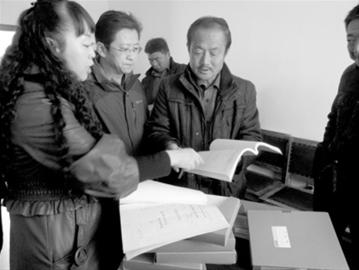 凤城市沙里寨镇通过"一站式"服务大厅及各村的为民服务全程代理服务