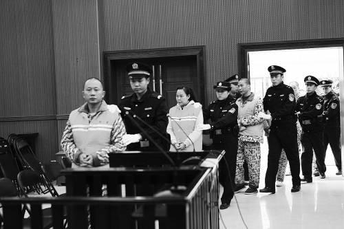 广西涉黑组织暴力拆迁受审 辩称在帮政府做好事(1)_案件快递_光明网
