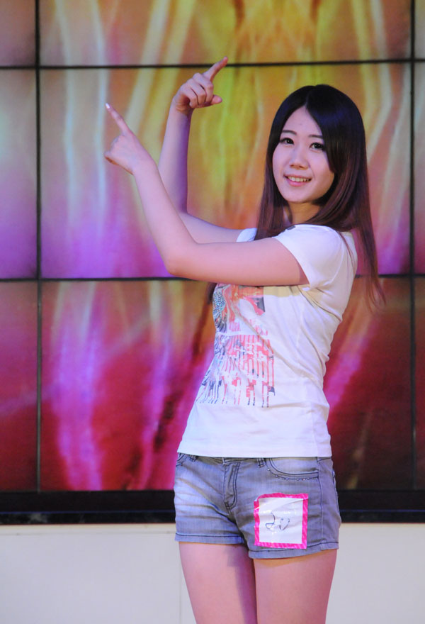 韩氏英雄传说武林宝贝选拔赛 绝美容颜震撼人心(组图)