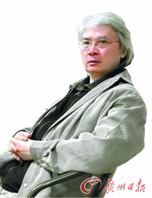 本期艺人:佛山市美协副主席 梁国荣