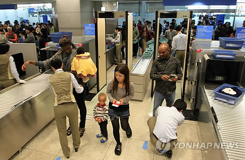 韩国国土交通部:明年开始乘客可携带指甲剪刀搭乘飞机(图)