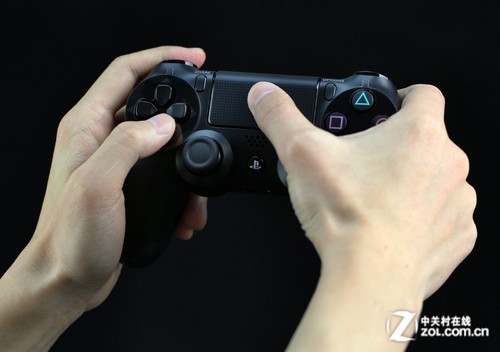 心玩家首选 索尼PS4游戏机深度体验-乐视网(3