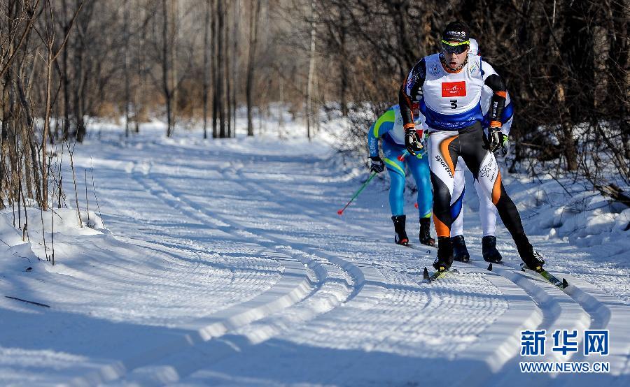 【组图】国际雪联越野滑雪节中国巡回赛:男子长距离赛况(组图)