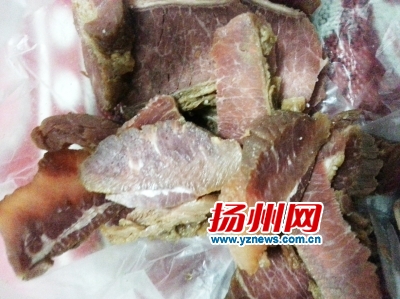 一些熟牛肉只要二三十元/斤 便宜熟牛肉或是合成肉(图