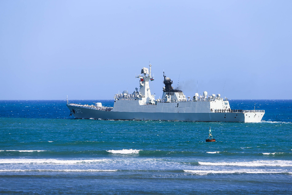 中国海军第十五批护航编队井冈山舰和衡水舰离开肯尼亚蒙巴萨,结束了