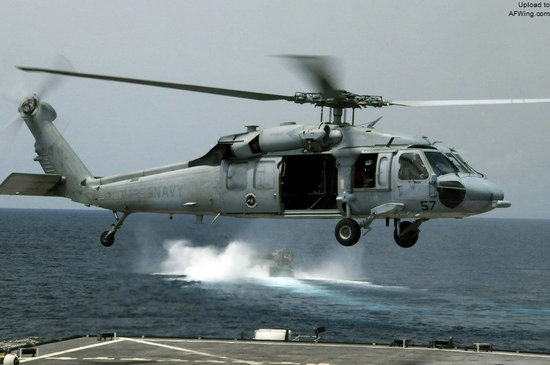 解放军研发新型直升机 直20在东北试飞成功