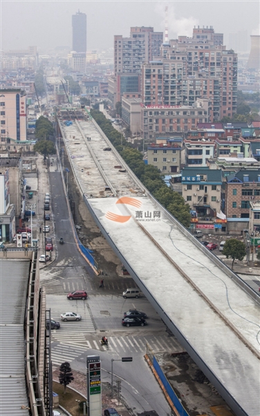 在建的通惠路立交项目.