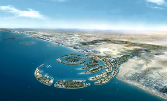 从高空看,这个新建成的小岛就像是一张世界地图,但是不幸的是,有些