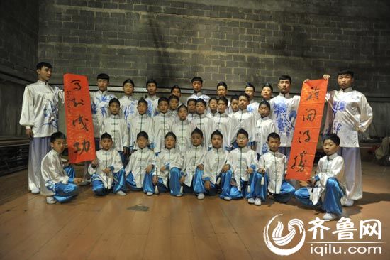 莱州中华武校功夫少年备战央视春晚排练照曝光
