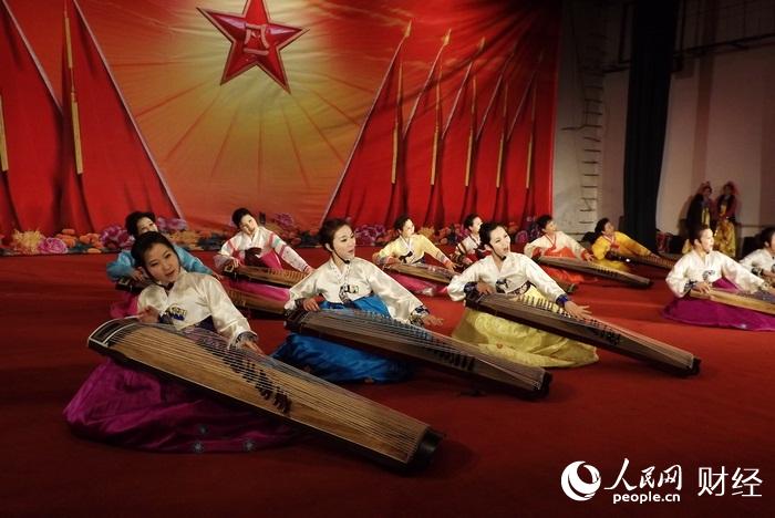 图片报道:各地朝鲜族社会纷纷举办迎新春文艺