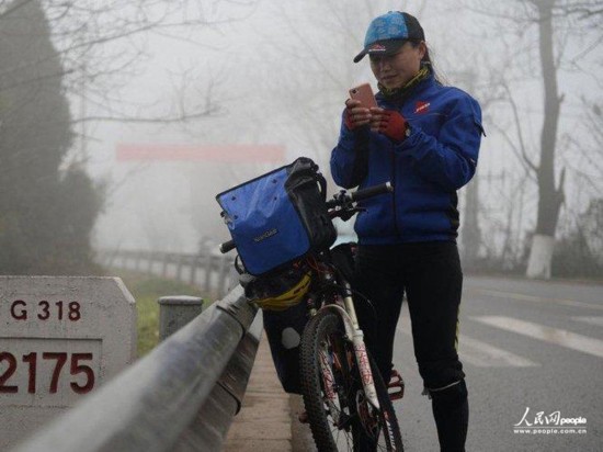 从北京到南充 女子骑车2000公里17天到家(图)