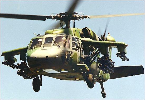 资料图:美国UH-60“黑鹰”通用直升机。