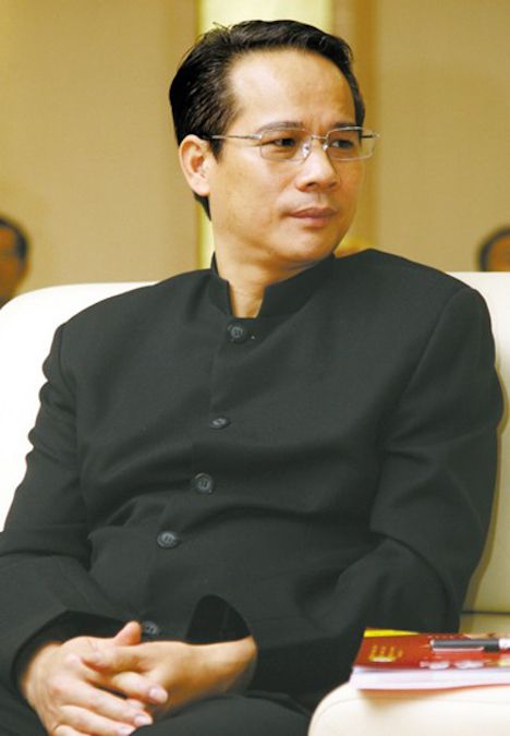 东莞涉黄酒店老总系人大代表 涉足石油业(组图