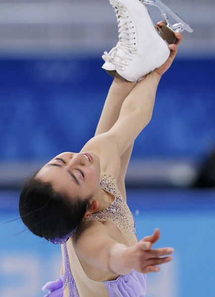 图文:浅田真央短节目第16名 浅田真央比赛瞬间