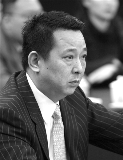 2008年3月，时任四川省政协常委的刘汉参加某次会议。图/CFP