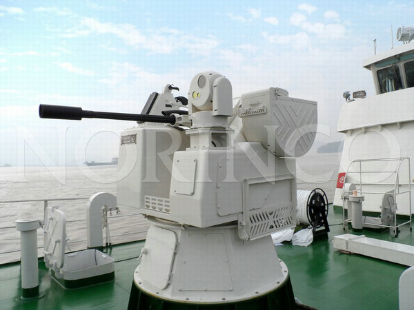 原文配图:中国海警船csan2型30毫米半自动舰炮.