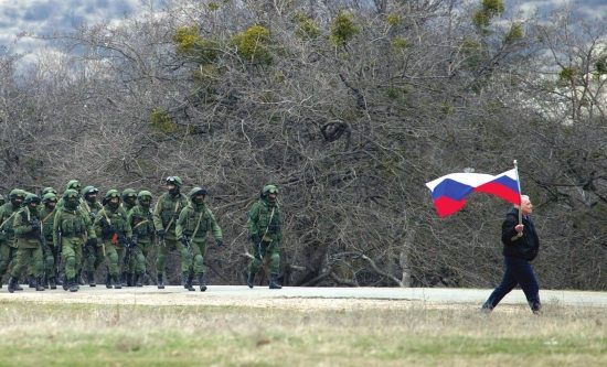 乌当局:俄罗斯再向克里米亚派出18架军机