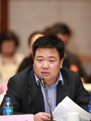 天圣制药集团董事长 刘群