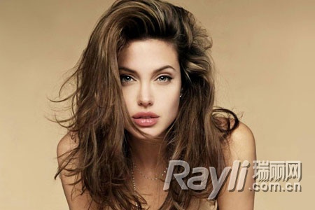 安吉丽娜·朱莉 (Angelina Jolie) :高挑眉&猫眼