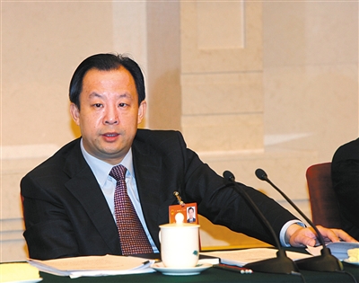 【组图】黑龙江省省长陆昊"维护黑土地非转基因大豆(图)
