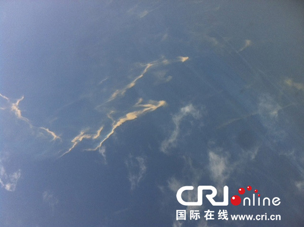 越南搜救飞机发现两片油污带 或与失联客机有