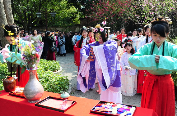 福州举办"花朝节"活动(组图)