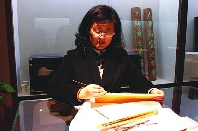 徐文静最近获评省级传承人。 张可 摄