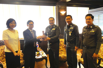 驻清迈总领事巢小良拜会泰国第五区地方警察署