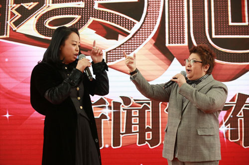 3月19日上午，韩红以总导演身份现身“2014最美和声”（简称《最美和声》）在北京的新闻发布会。（点击进入组图）