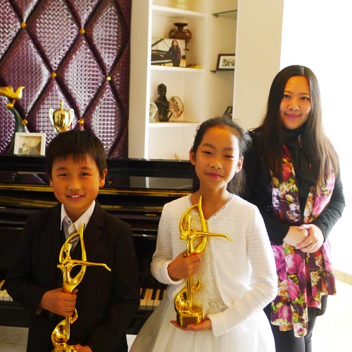香港国际青少年艺术节 于游妹师生横扫各项大奖