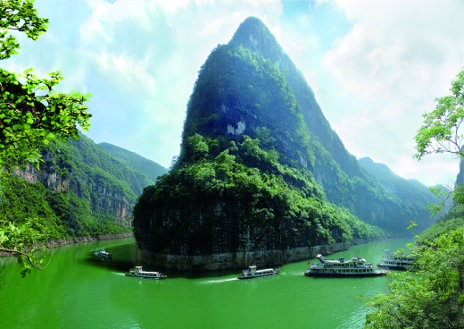 巫山小三峡景区清明节大回馈