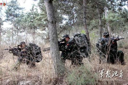 沈阳军区特种兵山地侦察.