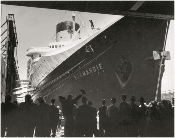 路易十三出现在1935年的"诺曼底号"处女航中(版权:rémy martin) 