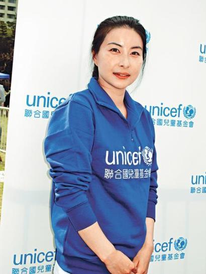 中新网1月26日电    据香港媒体消息,郭晶晶昨日获任为联合国儿童