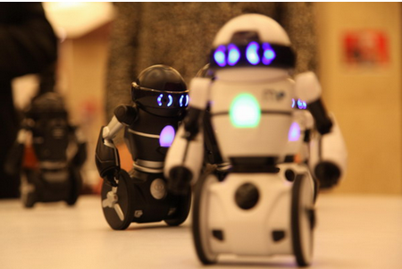 美国WOWWEE智能机器人MIP授权香港MIO T