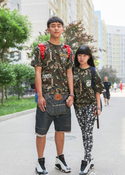今日热点   2013年索毛毛和她男友的合影照火了:照片中身高158cm的