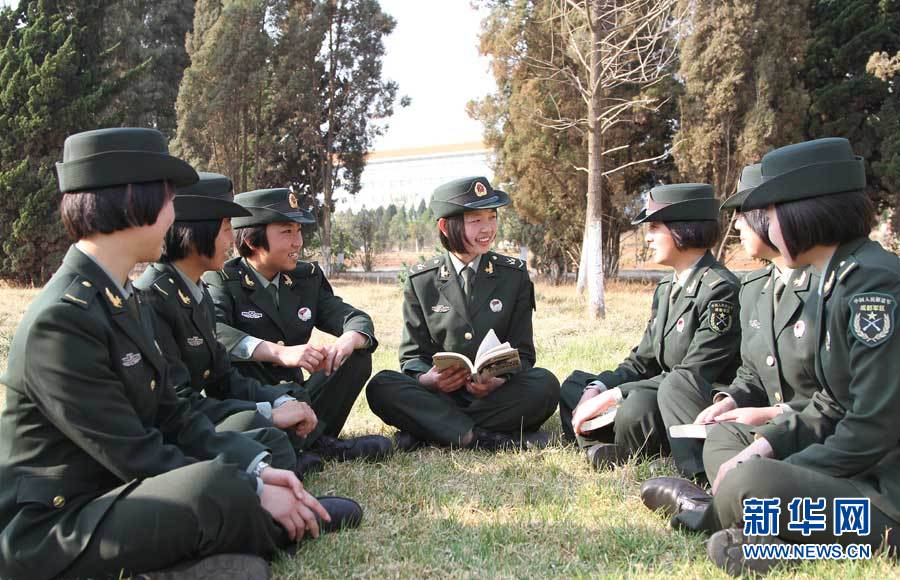揭秘第14集团军某装甲旅培养打仗型女兵队伍
