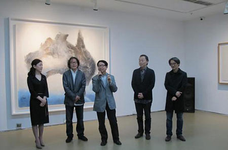今日美术馆副馆长、艺术家徐冰、学术主持尹吉男、艺术家丁彬、策展人吴洪亮